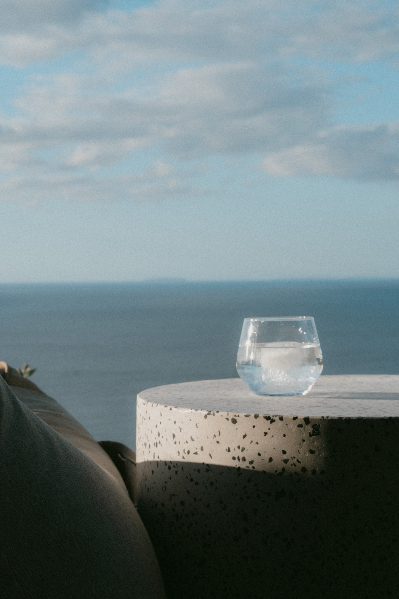 wander_bath_and_balcony-1232